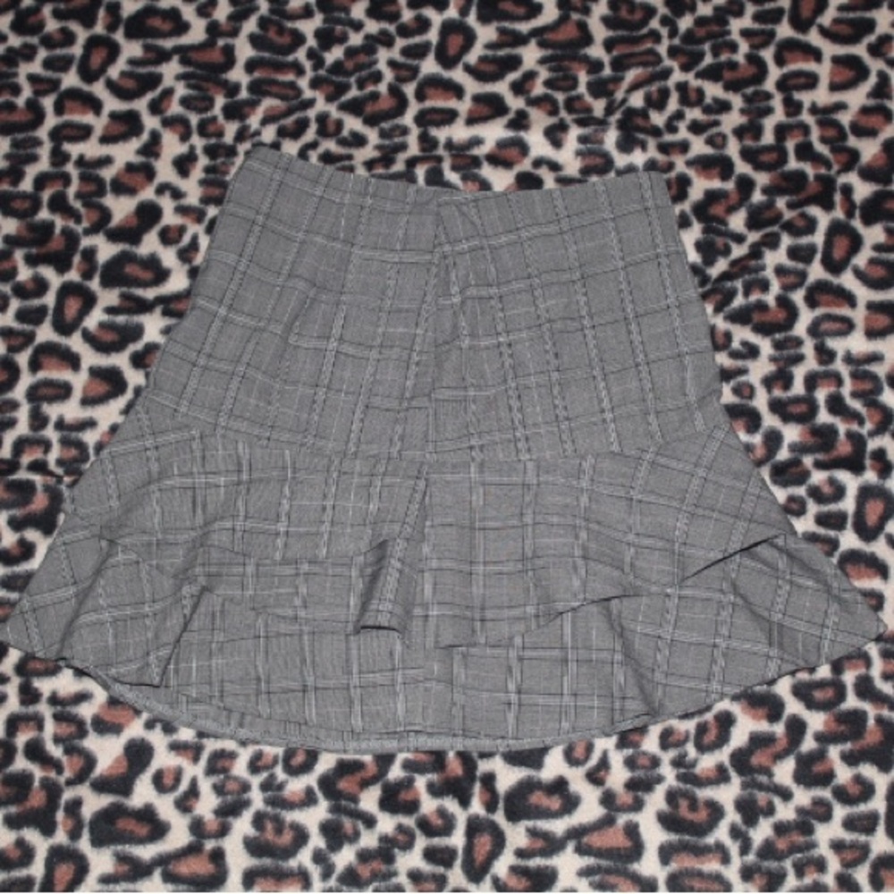 vintage early 2000s camaïeu school girl grey high waisted plaid mini skirt